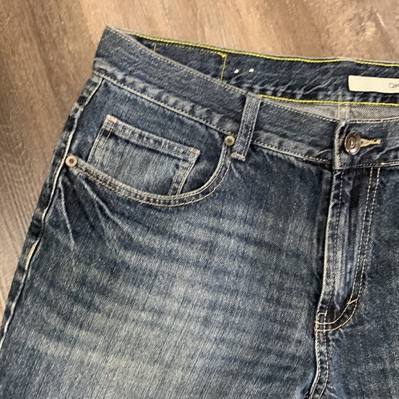 DKNY Jeans 33x32 - Picture 2 of 11